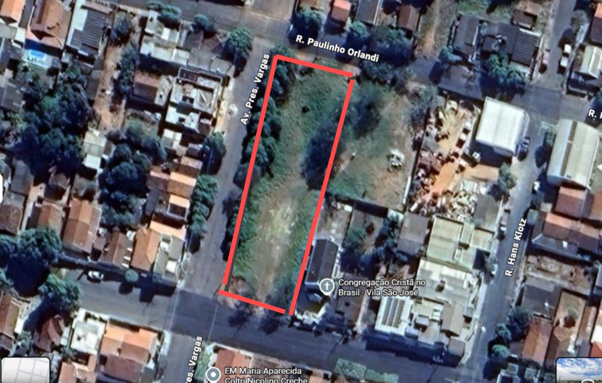 Terreno na região central de Osvaldo Cruz (SP), vista aérea